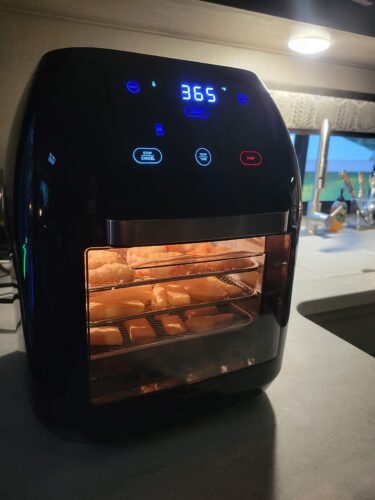 Chefman 6.3 Quart Digital Air Fryer+ Rotisserie, Dehydrator, Convection Oven, 8 Touch Screen Presets Fry, Roast, Dehydrate & Bake, BPA-Free, Auto photo review